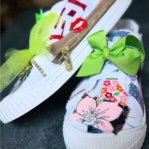 Floral Kids Sneakers with Green Bow Accents